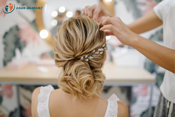 Kadın Kuaförü SEVİYE-4